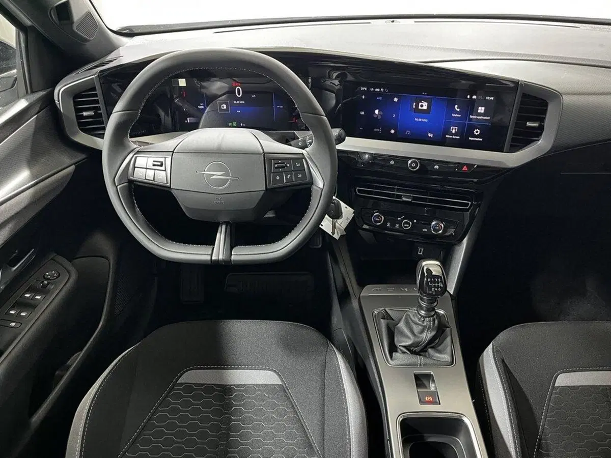 Opel Mokka nuova a Sondrio (12)