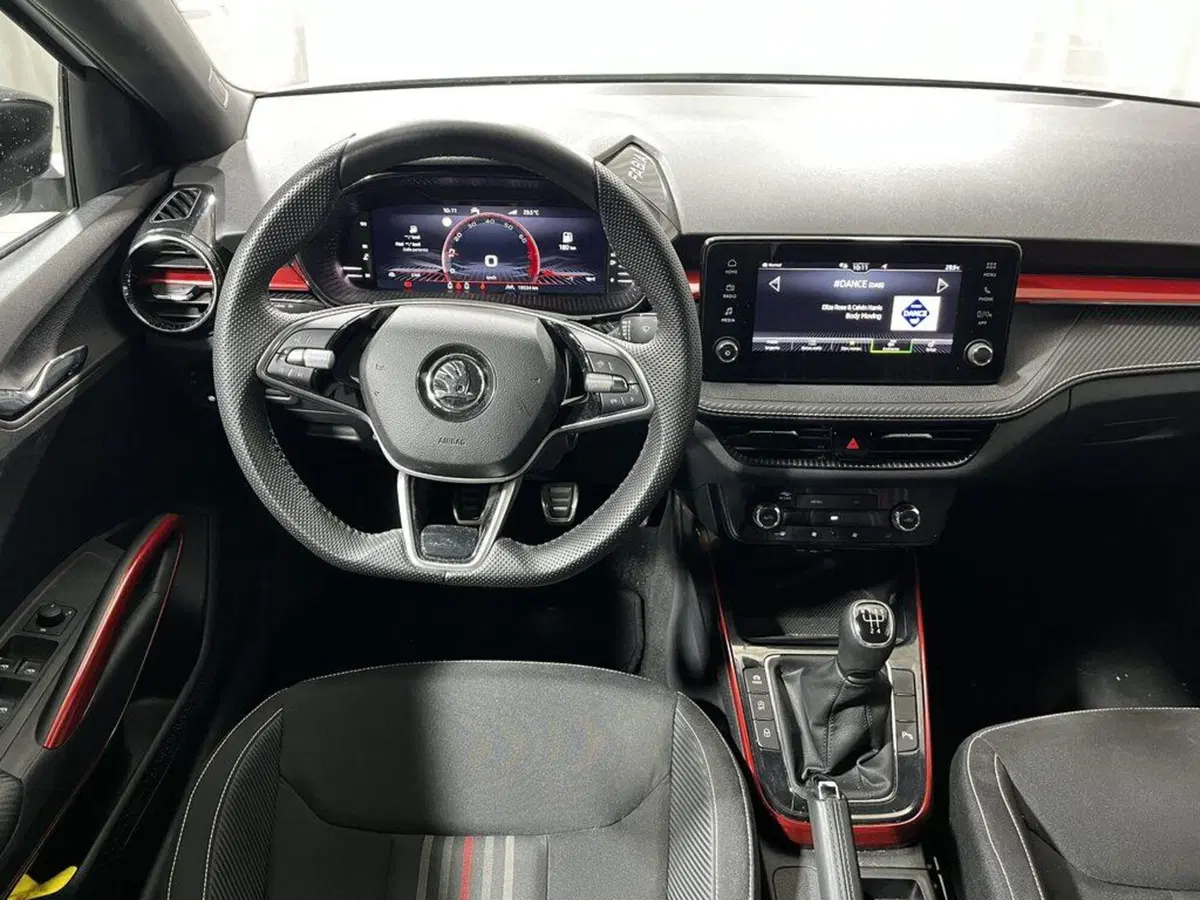 Skoda Fabia usata a Sondrio (13)