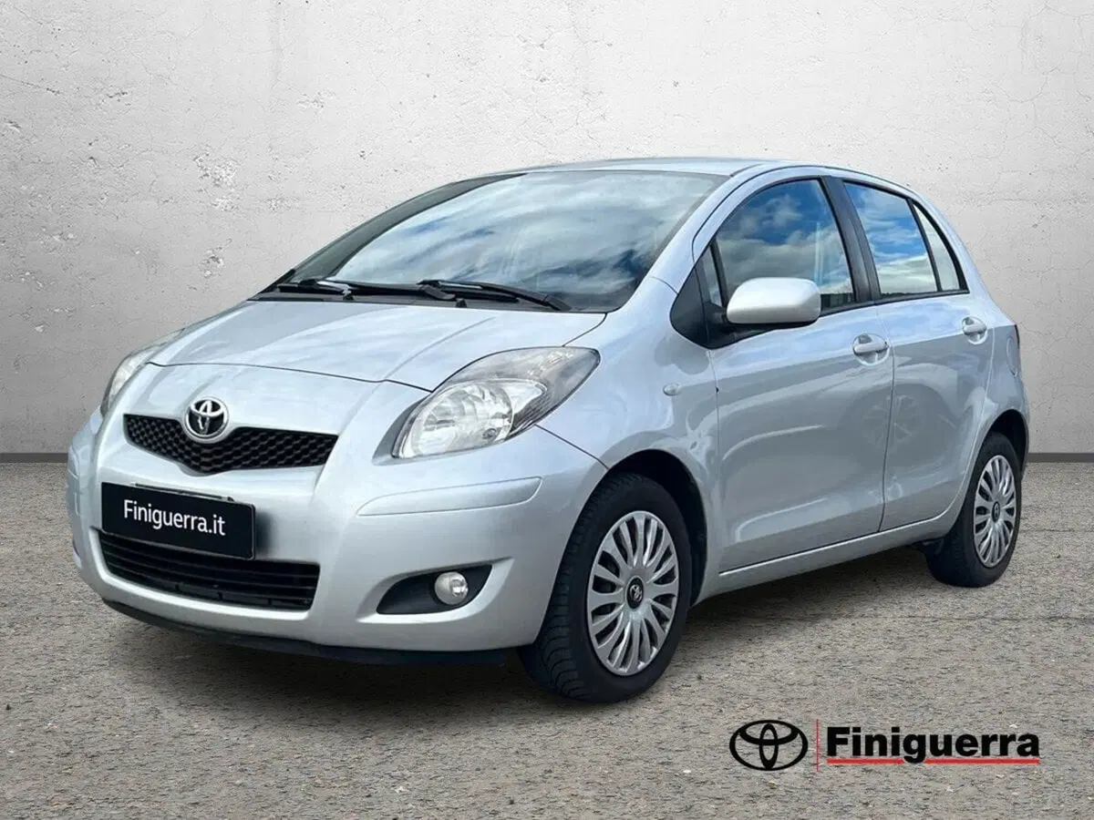 Toyota Yaris usata a Sondrio