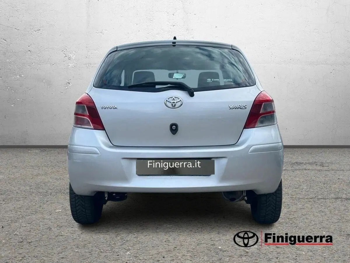 Toyota Yaris usata a Sondrio (3)