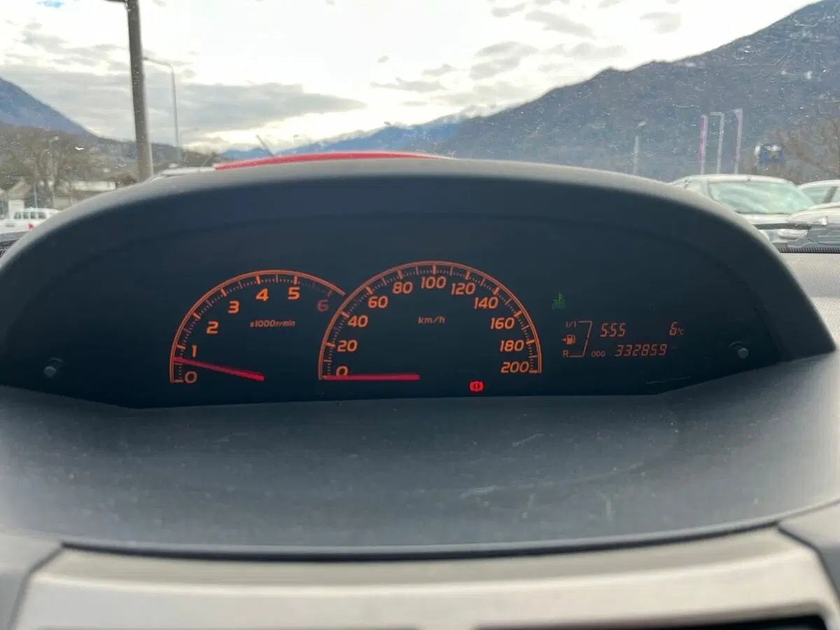Toyota Yaris usata a Sondrio (9)