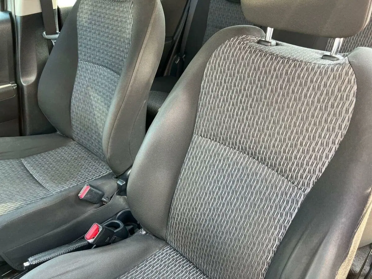 Toyota Yaris usata a Sondrio (10)