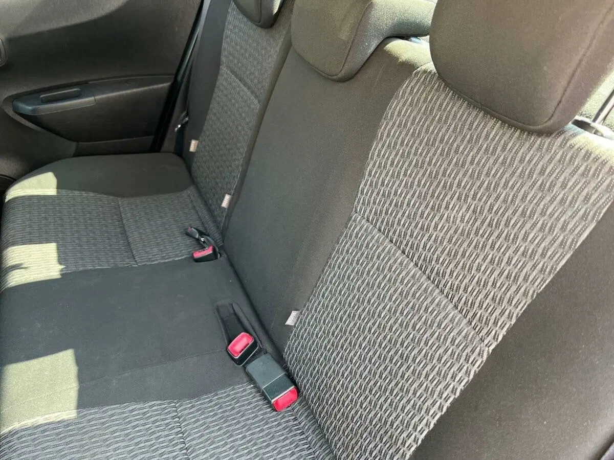 Toyota Yaris usata a Sondrio (11)