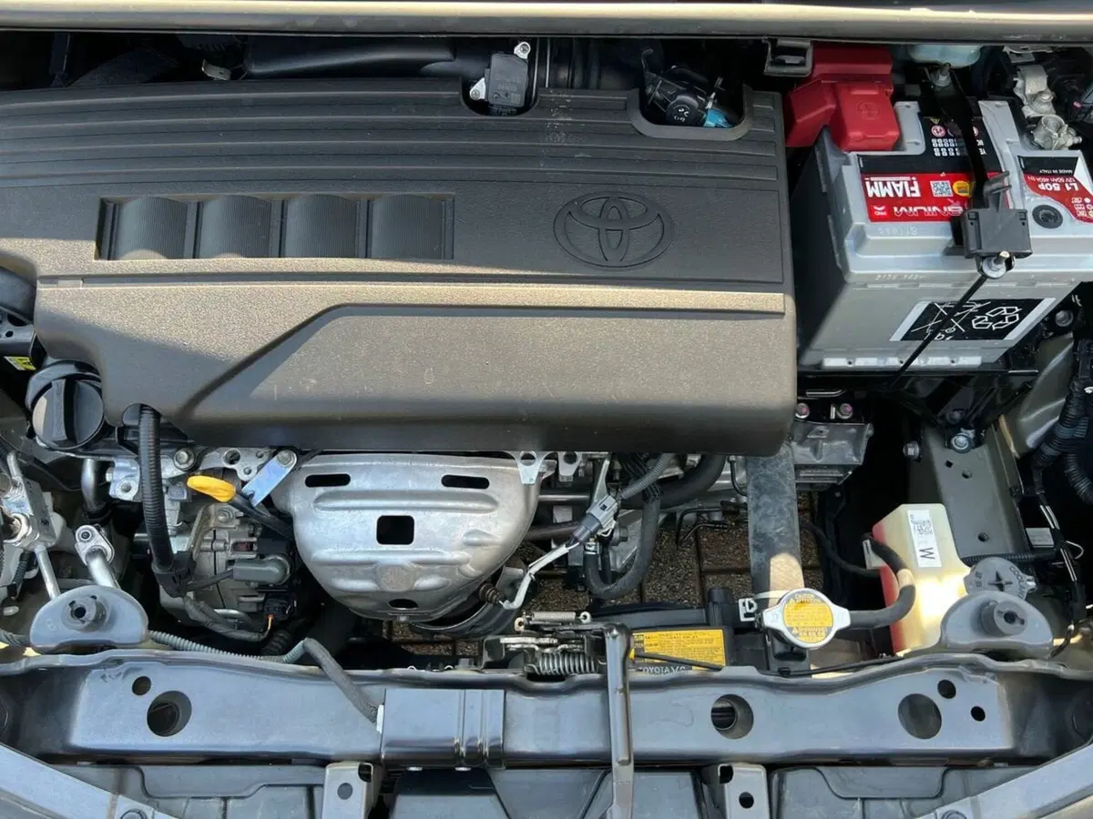 Toyota Yaris usata a Sondrio (16)