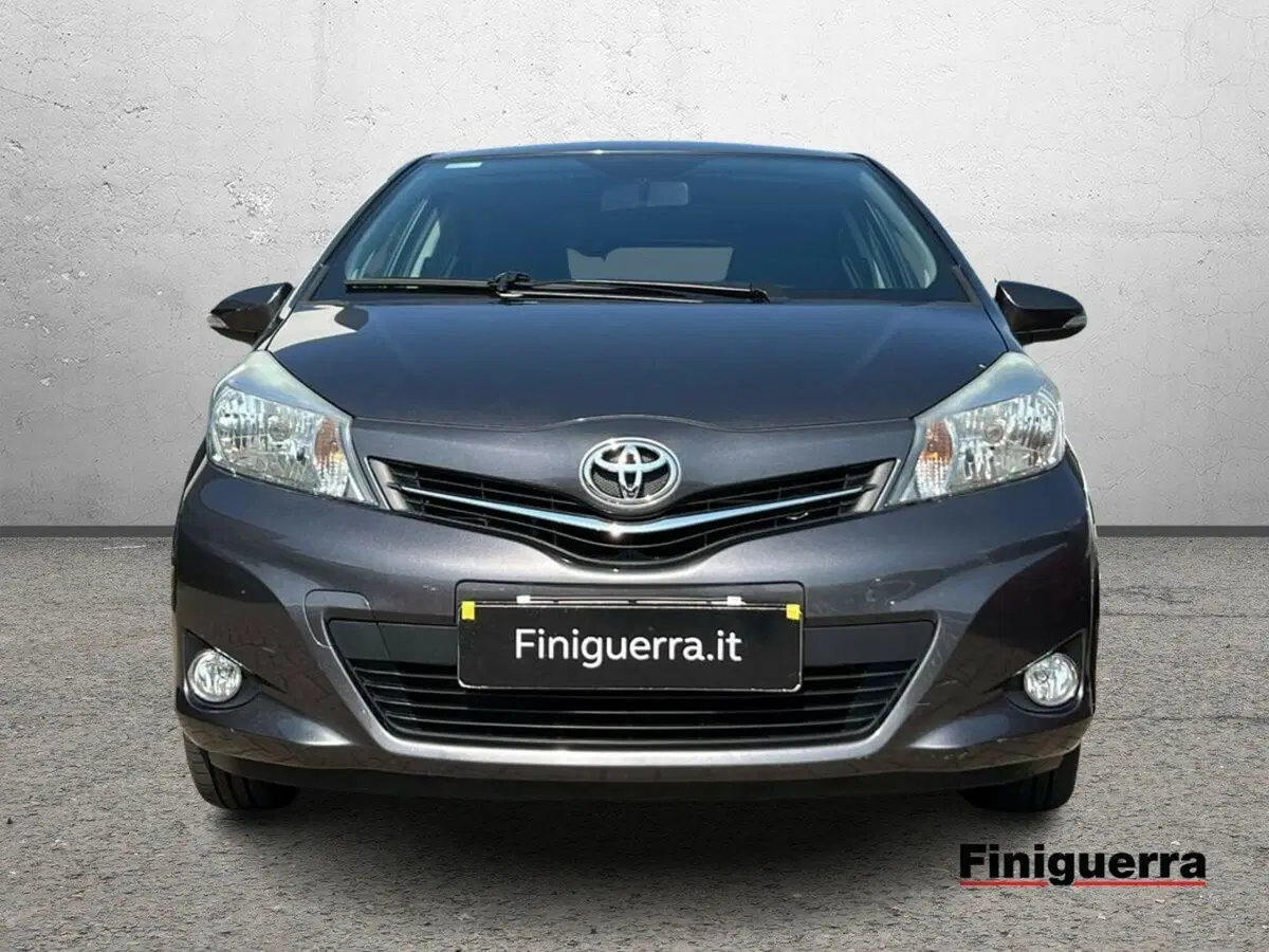 Toyota Yaris usata a Sondrio (2)