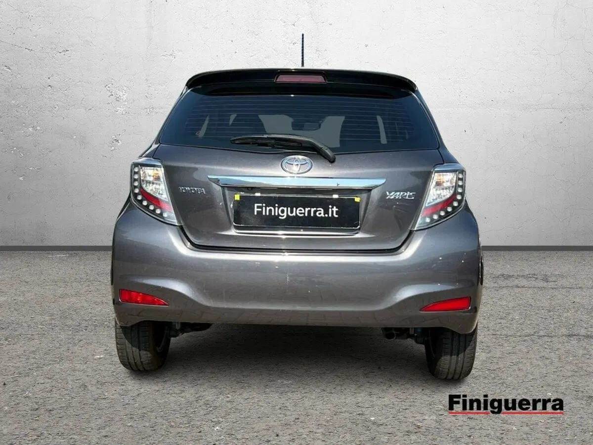 Toyota Yaris usata a Sondrio (3)
