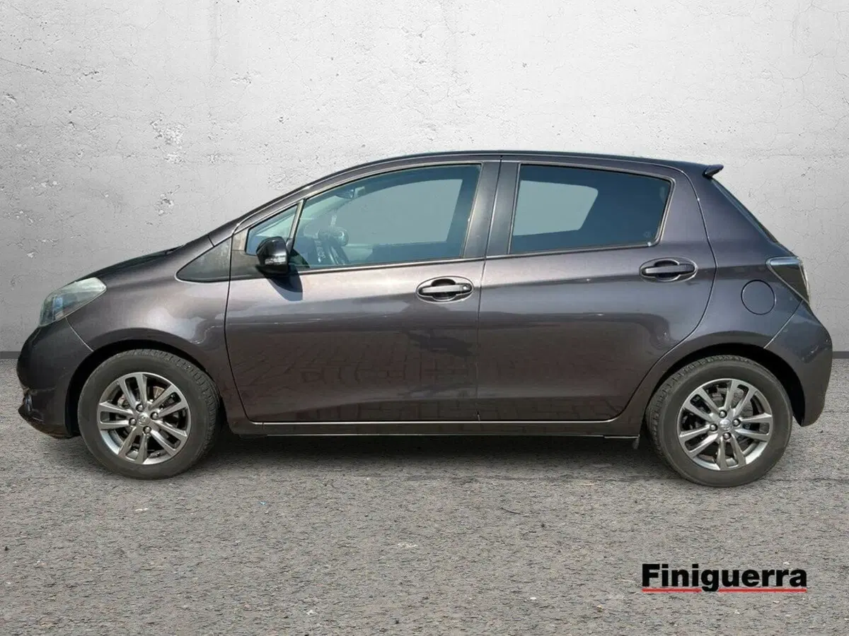 Toyota Yaris usata a Sondrio (6)