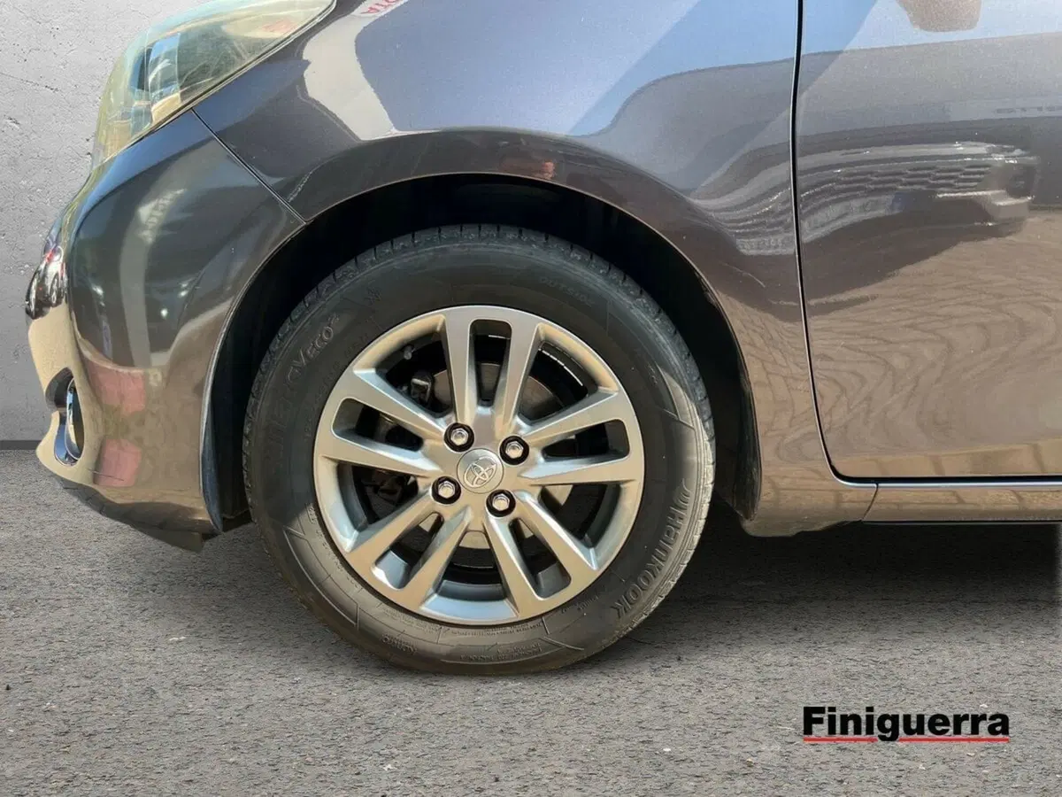 Toyota Yaris usata a Sondrio (7)