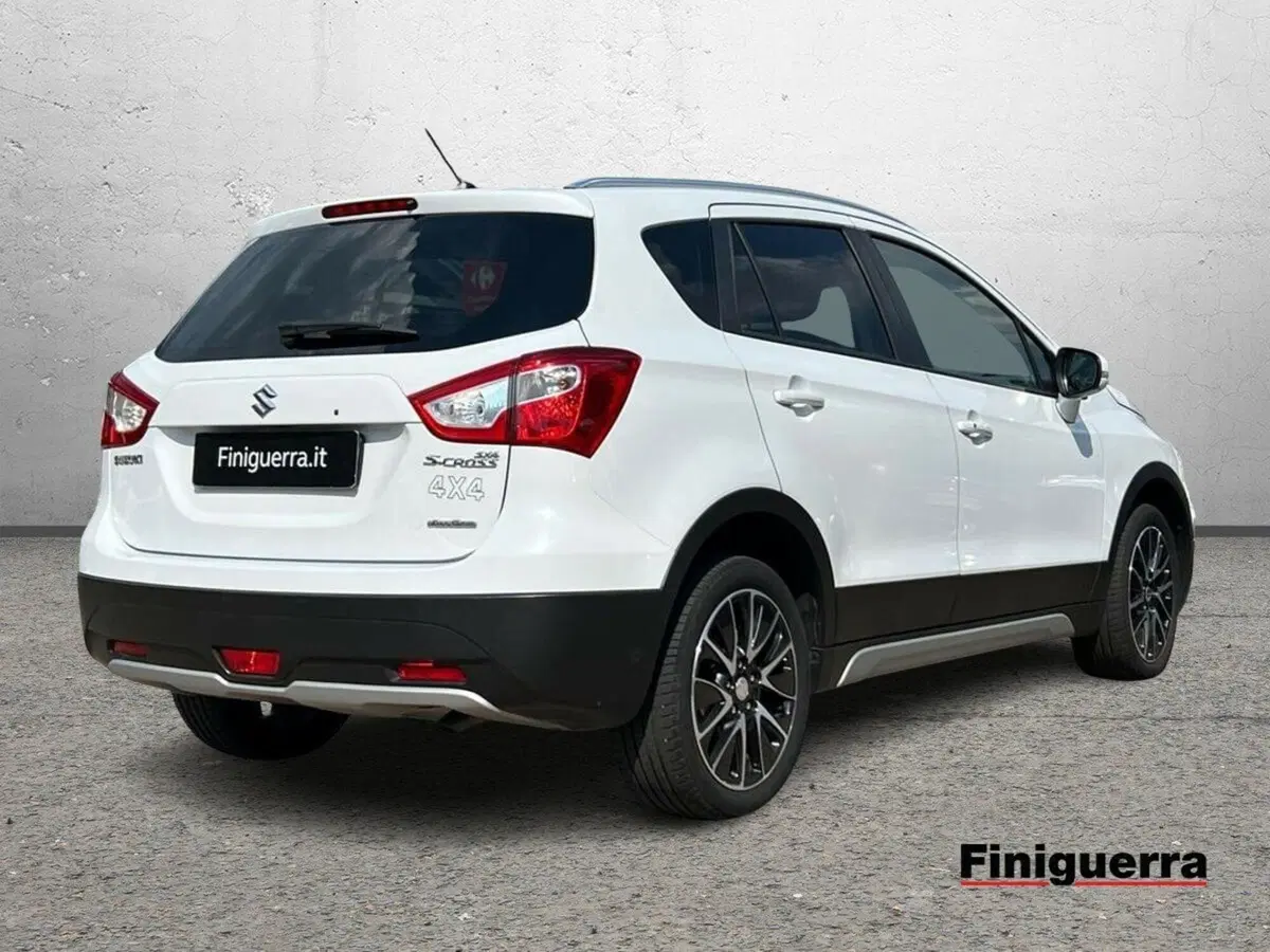 Suzuki S-Cross usata a Sondrio (4)