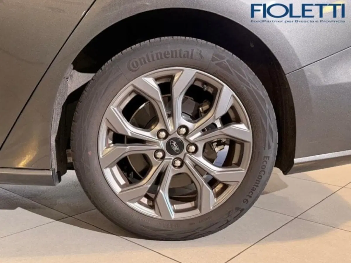 Ford Focus Station Wagon usata a Brescia (12)