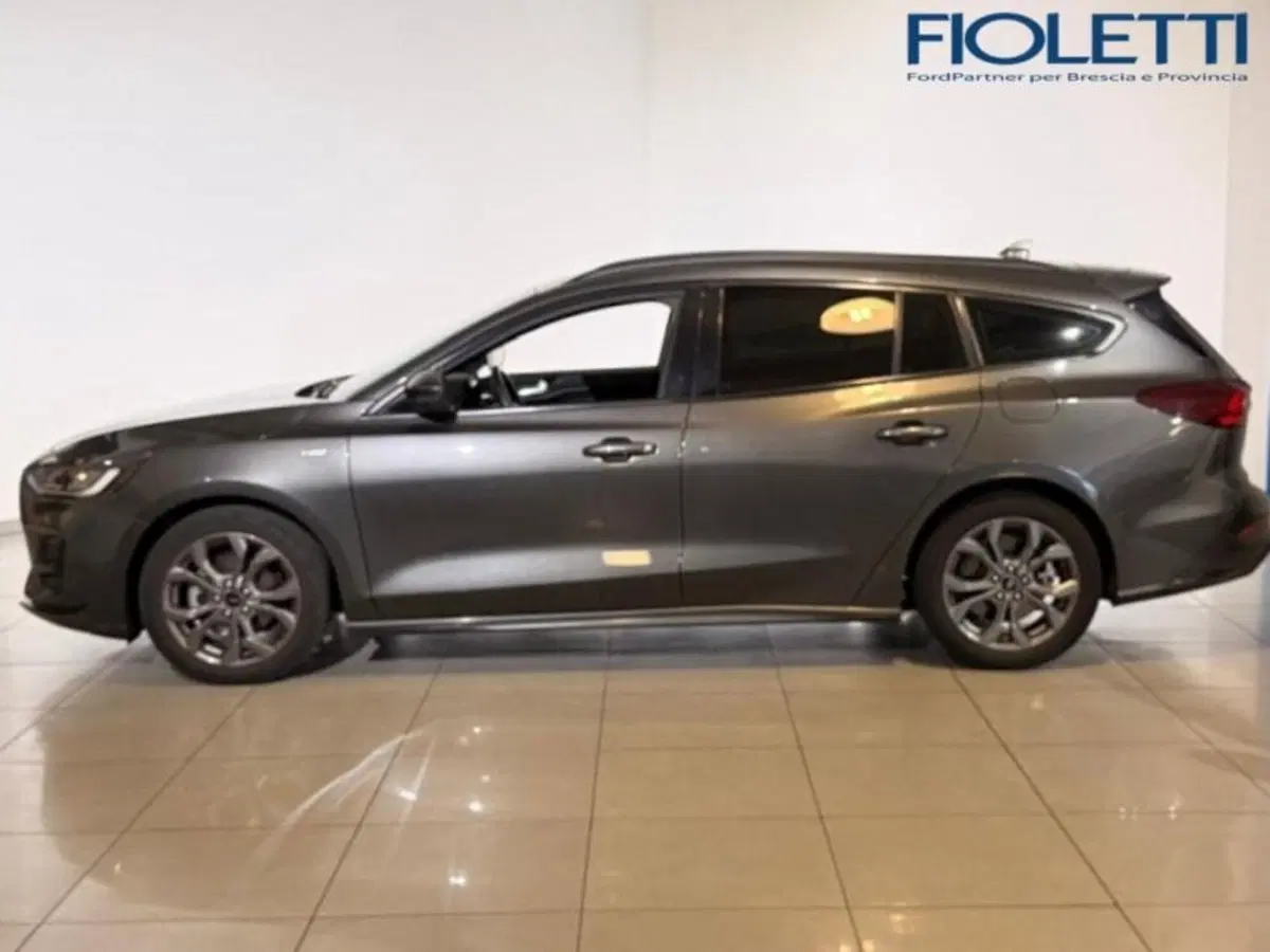 Ford Focus Station Wagon usata a Brescia (4)