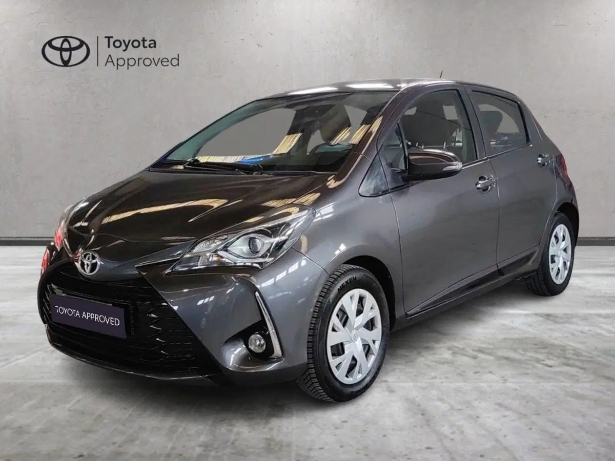 Toyota Yaris usata a Milano
