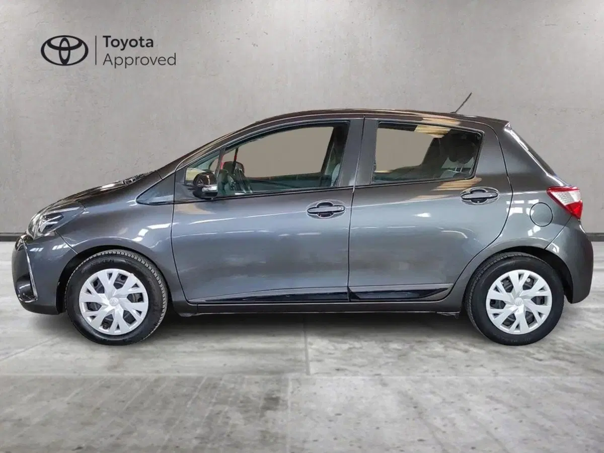 Toyota Yaris usata a Milano (4)