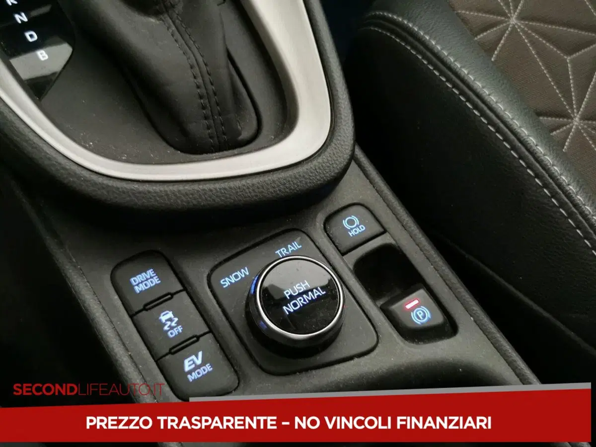 Toyota Yaris Cross usata a Chieti (13)