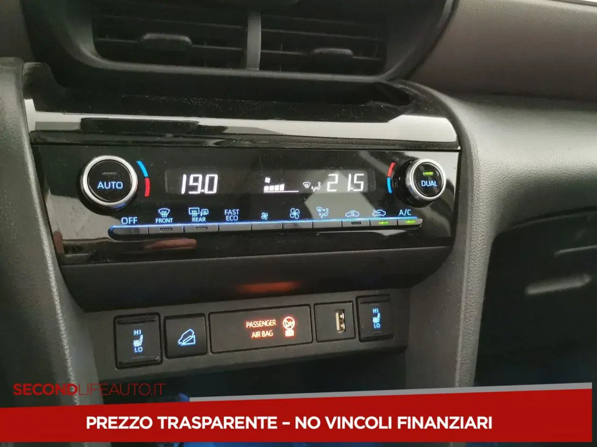 Toyota Yaris Cross usata a Chieti (14)