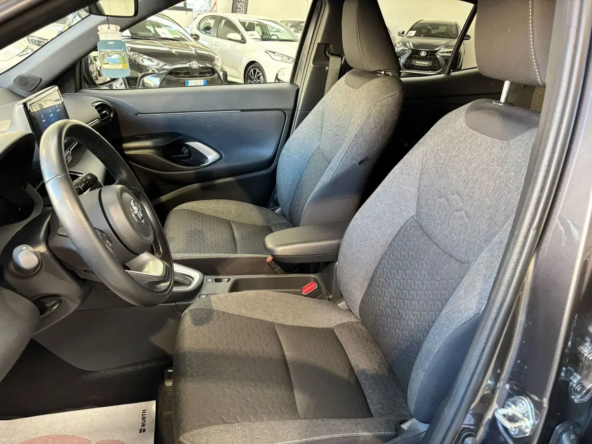 Toyota Yaris Cross usata a Modena (12)