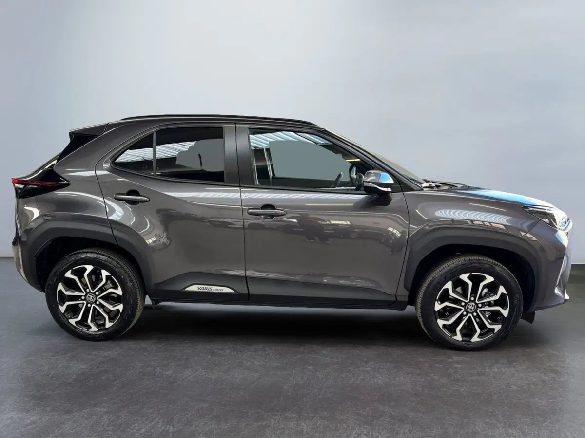 Toyota Yaris Cross usata a Modena (5)