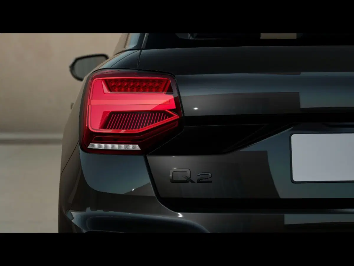 Audi Q2 nuova a Livorno (7)