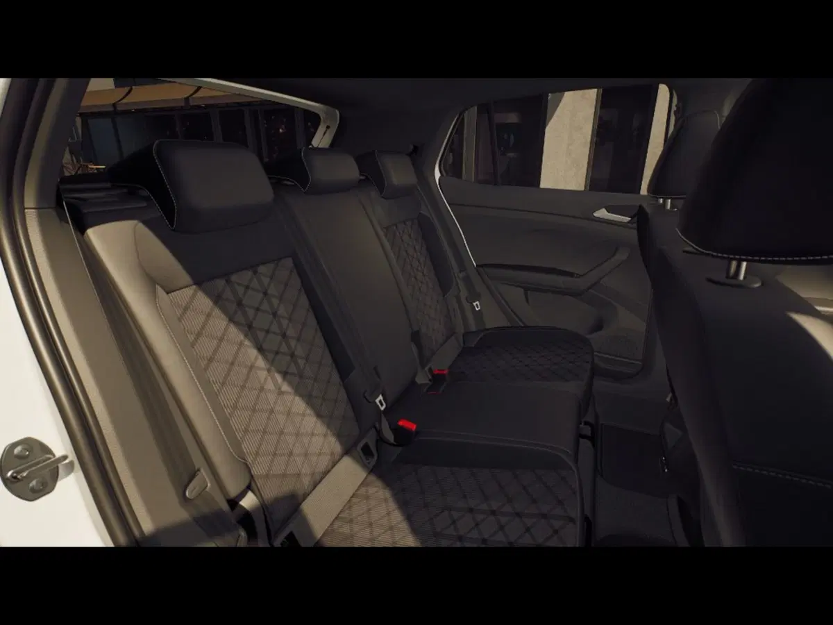 Volkswagen T-Cross nuova a Livorno (9)