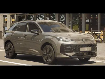 Volkswagen T-Roc 1.5 etsi R-Line 150cv dsg nuova a Livorno