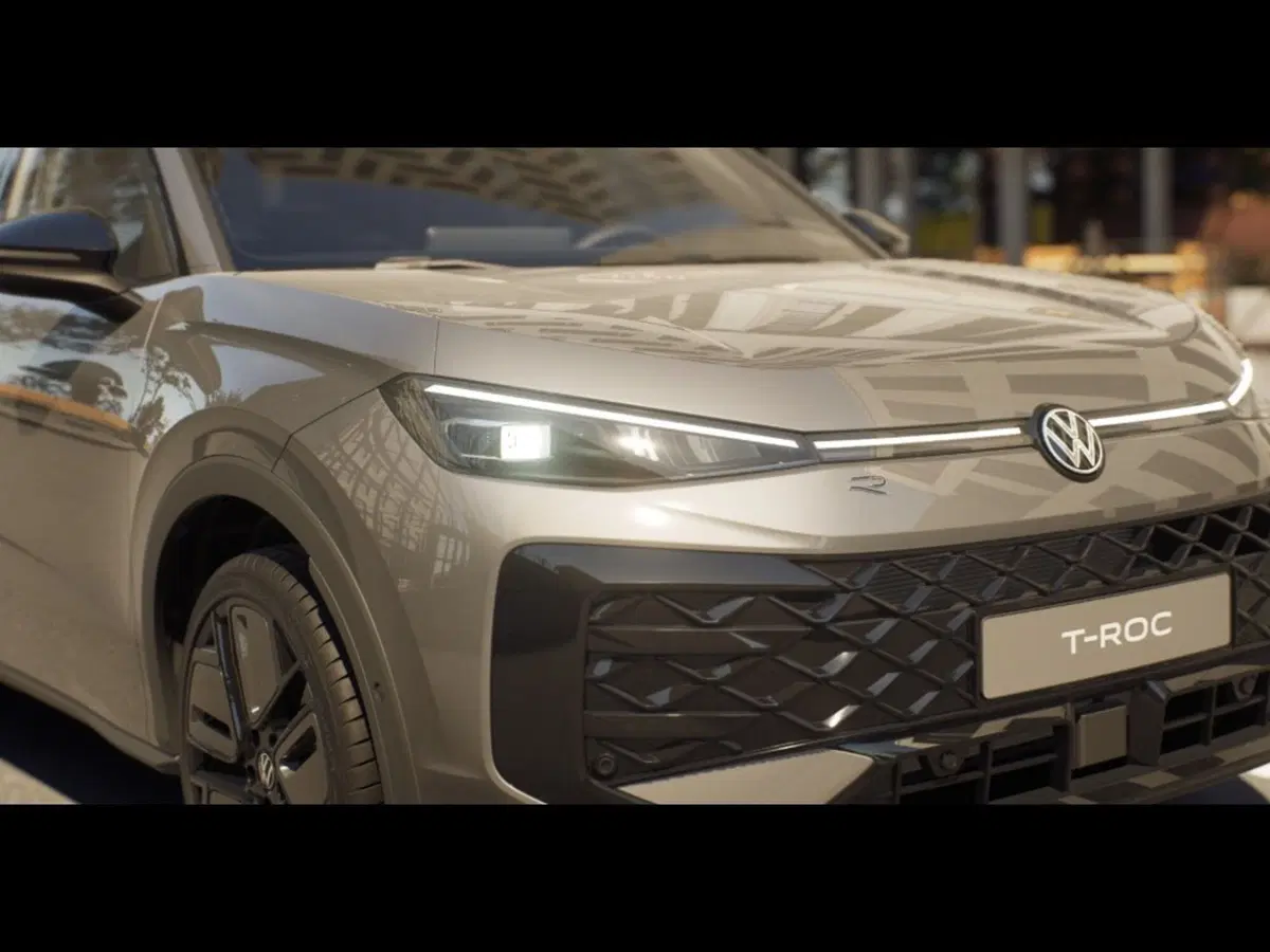 Volkswagen T-Roc nuova a Livorno (12)