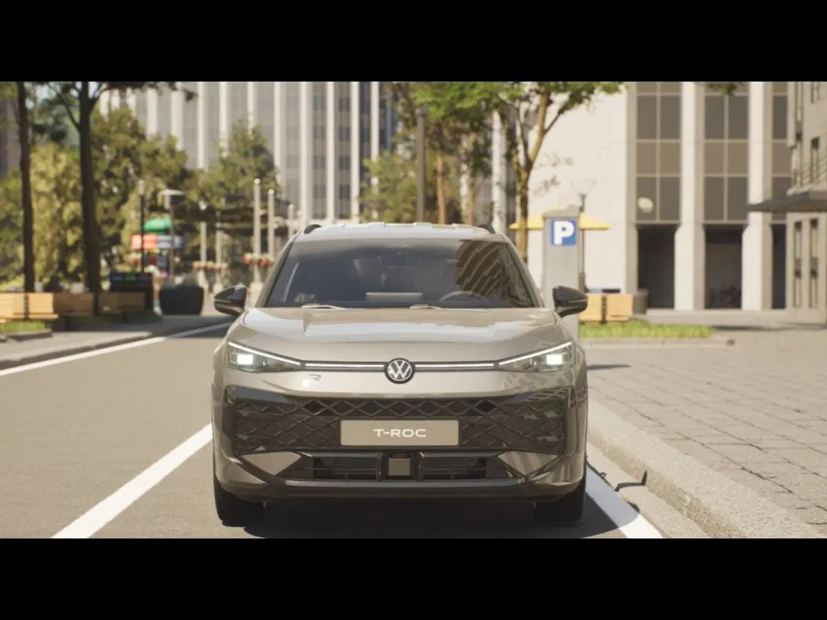 Volkswagen T-Roc nuova a Livorno (5)