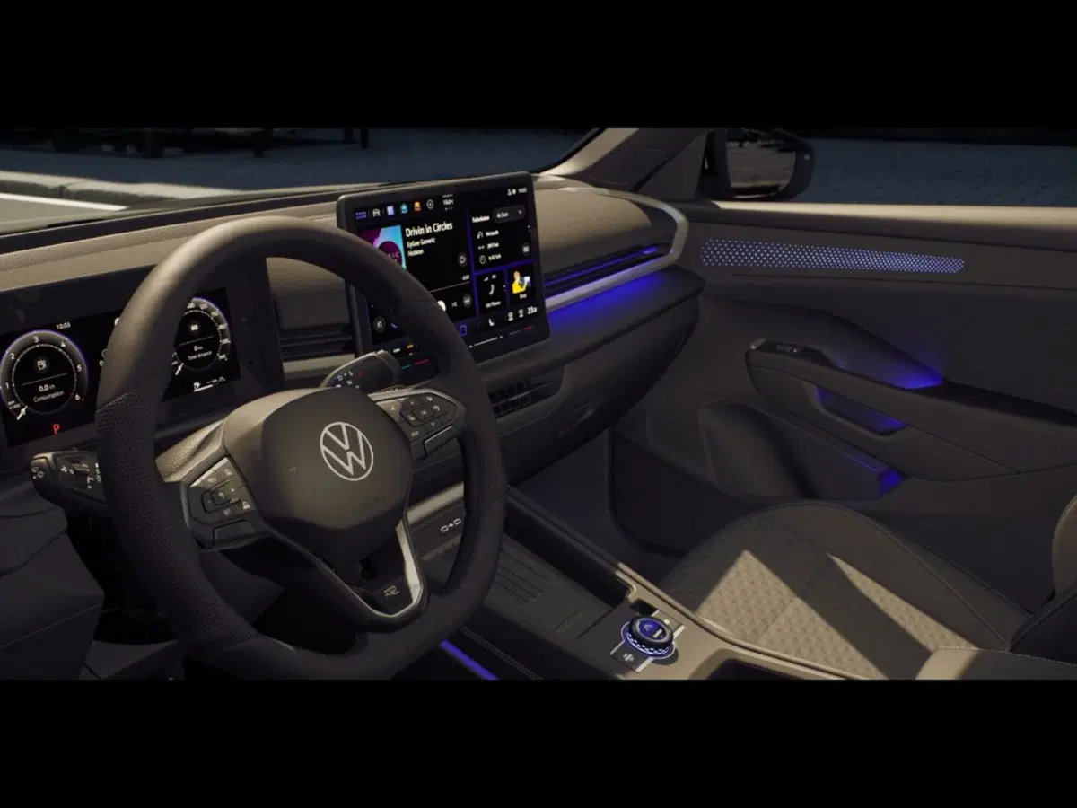 Volkswagen T-Roc nuova a Livorno (6)