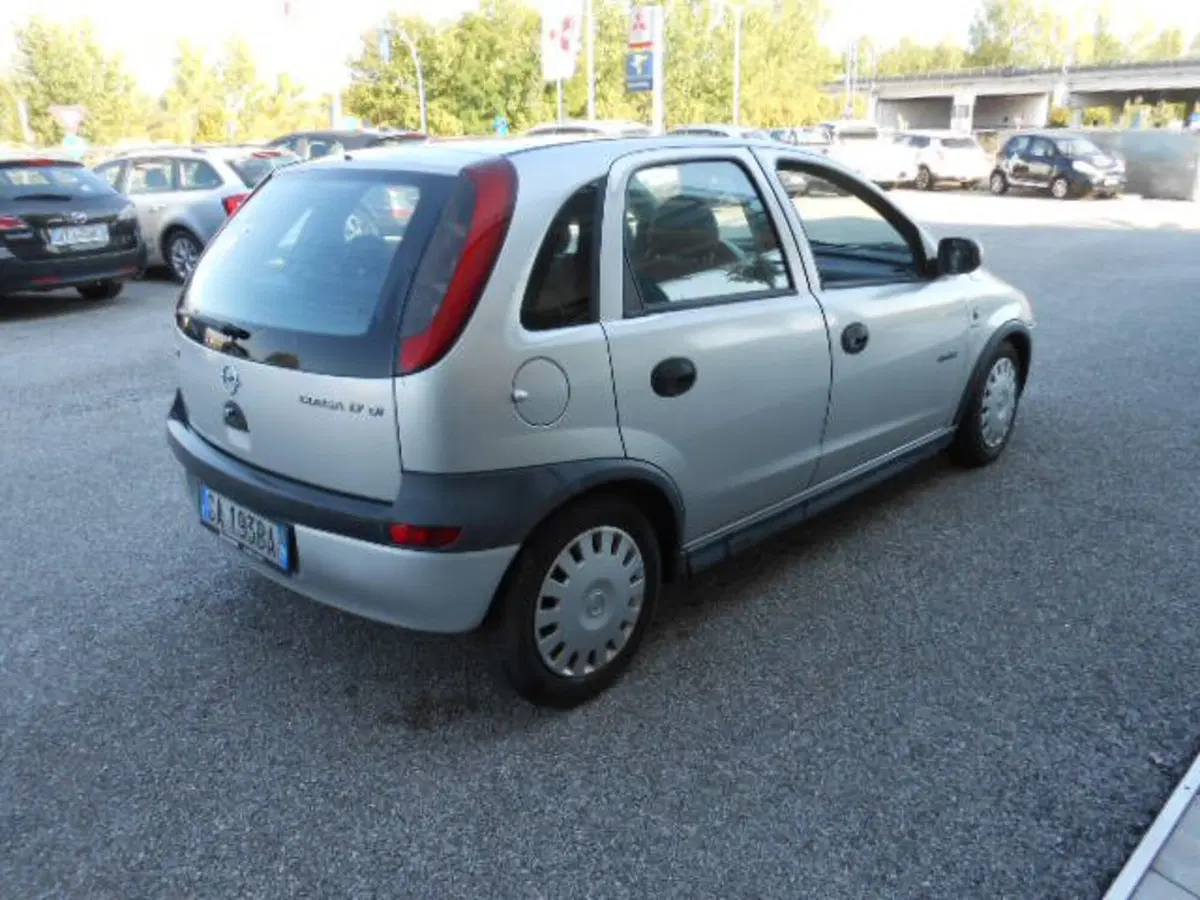 Opel Corsa usata a Pordenone (2)