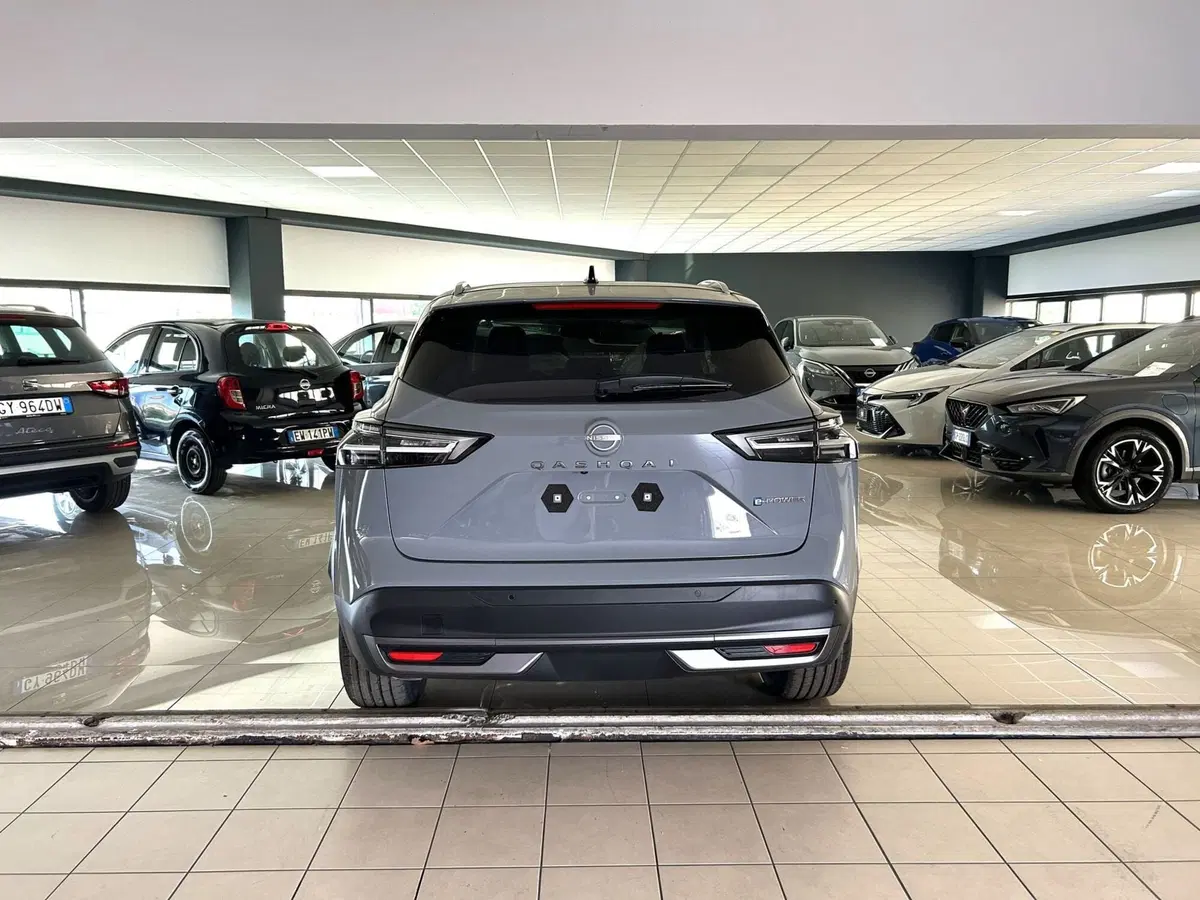 Nissan Qashqai nuova a Ferrara (5)