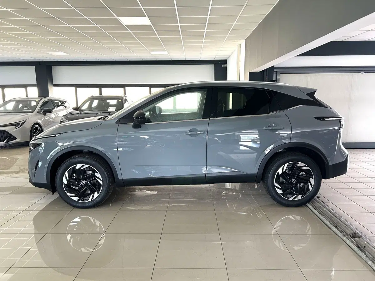 Nissan Qashqai nuova a Ferrara (6)