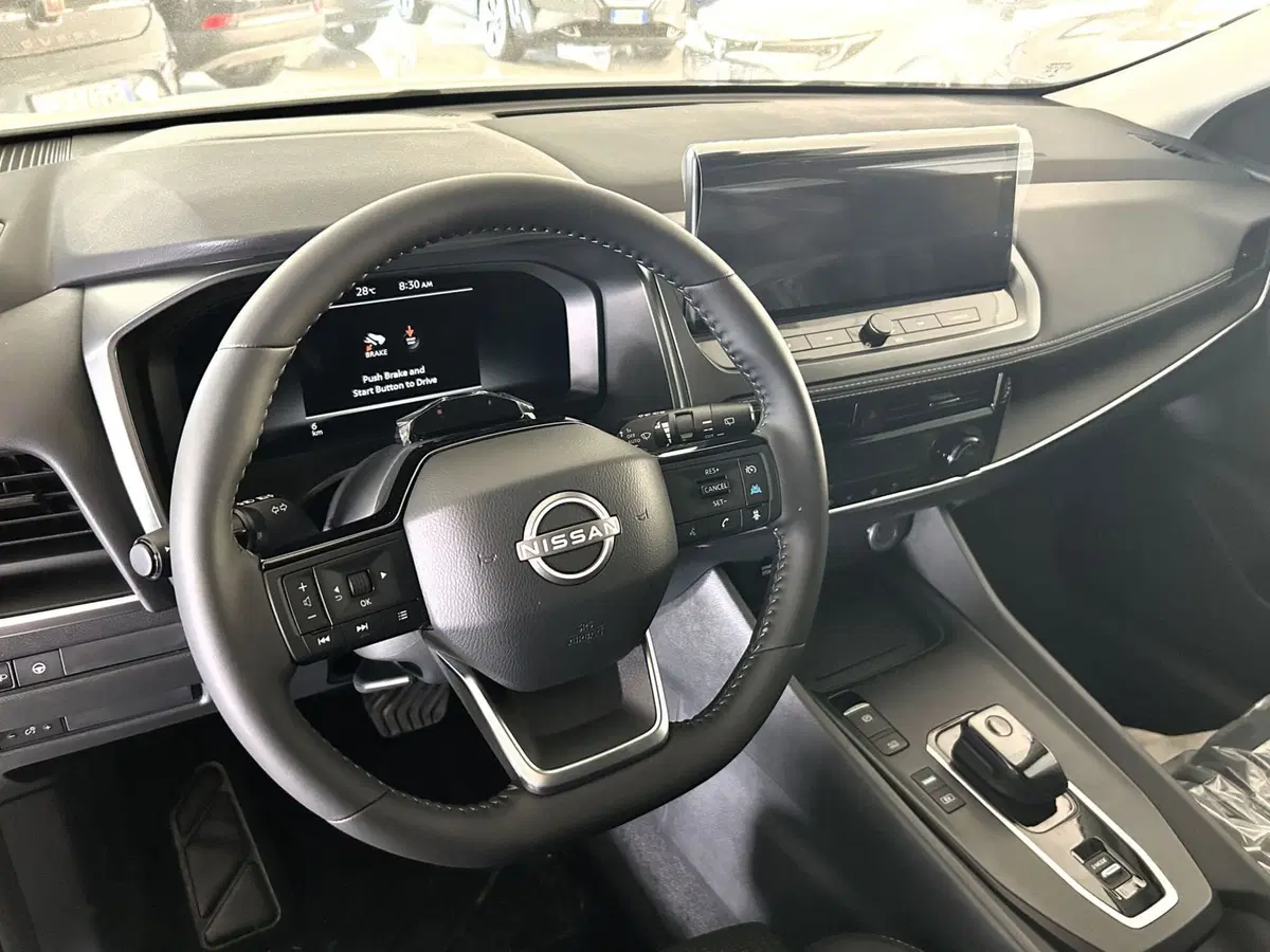Nissan Qashqai nuova a Ferrara (9)