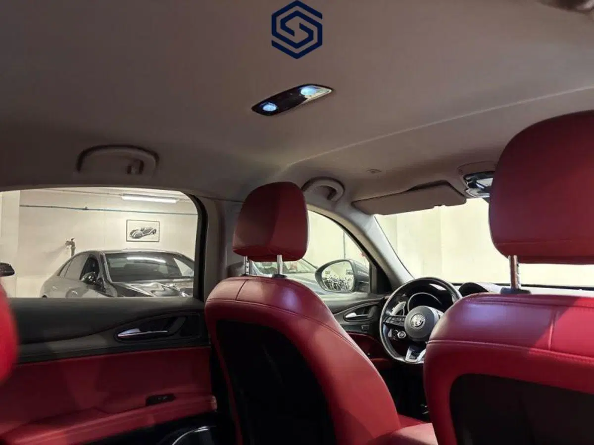 Alfa Romeo Stelvio usata a Cagliari (18)