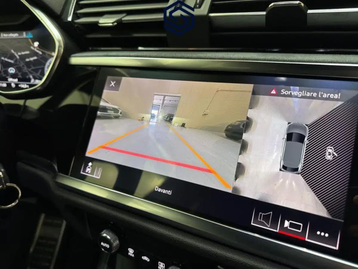 Audi Q3 Sportback usata a Cagliari (12)
