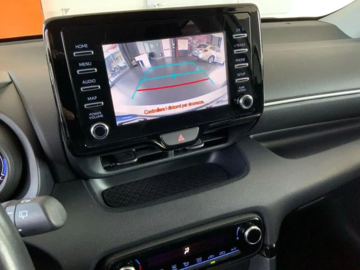 Toyota Yaris usata a Perugia (11)