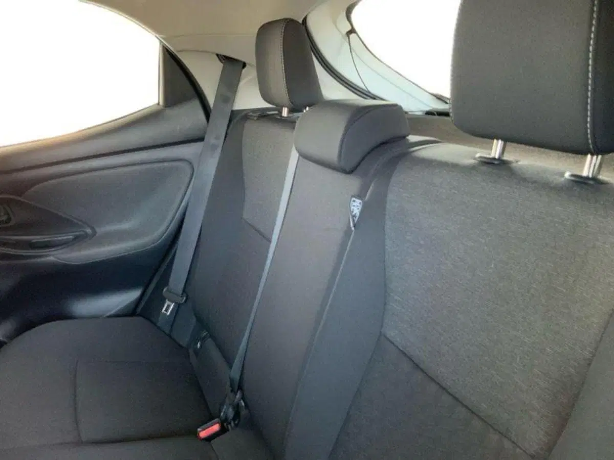 Toyota Yaris usata a Perugia (12)