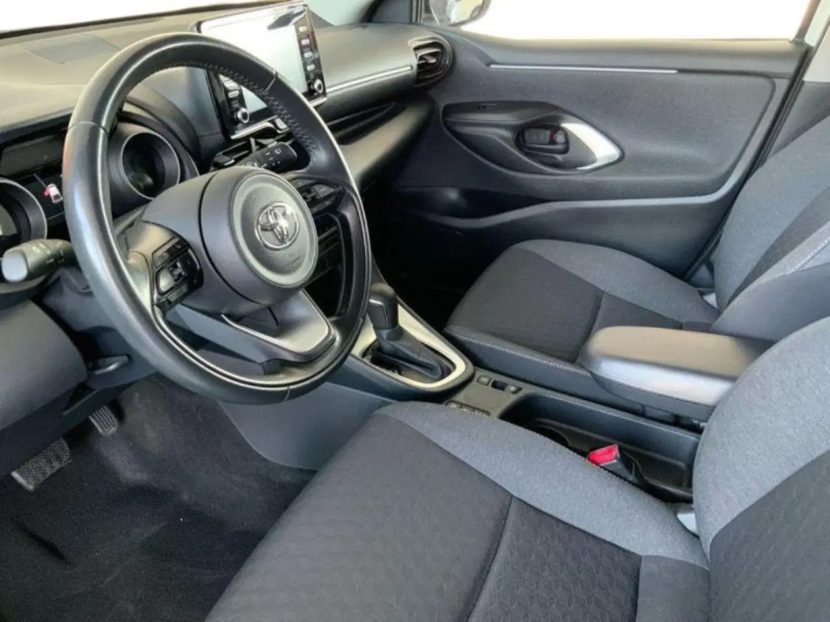 Toyota Yaris usata a Perugia (8)