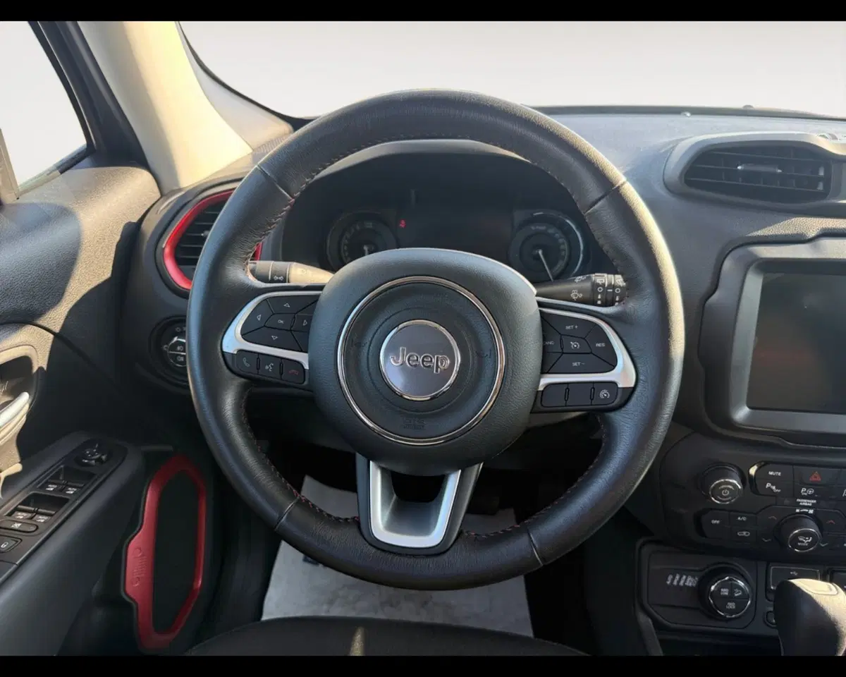 Jeep Renegade usata a Ravenna (12)