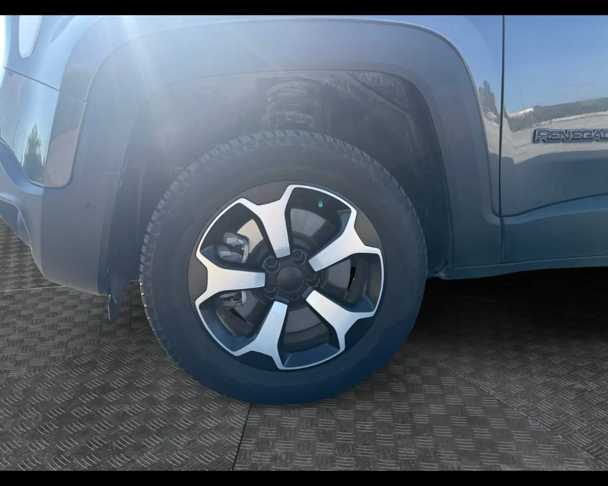Jeep Renegade usata a Ravenna (14)