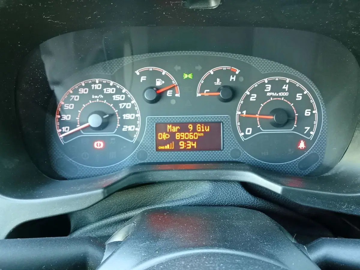 Fiat Fiorino usata a Rimini (15)