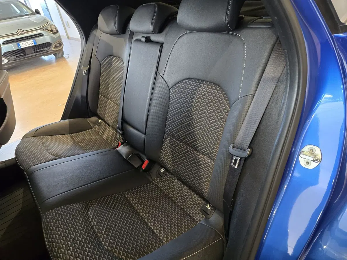 Kia XCeed usata a Rimini (10)