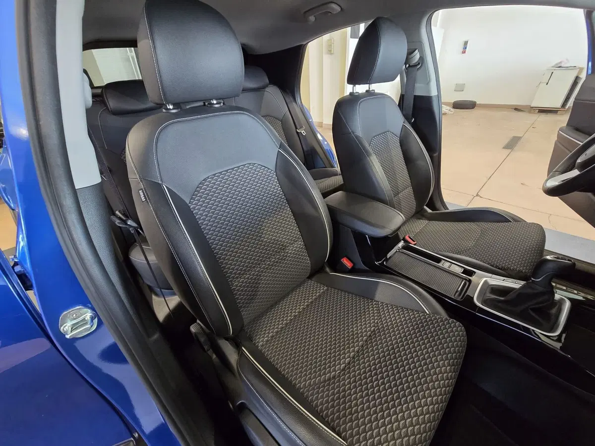 Kia XCeed usata a Rimini (13)