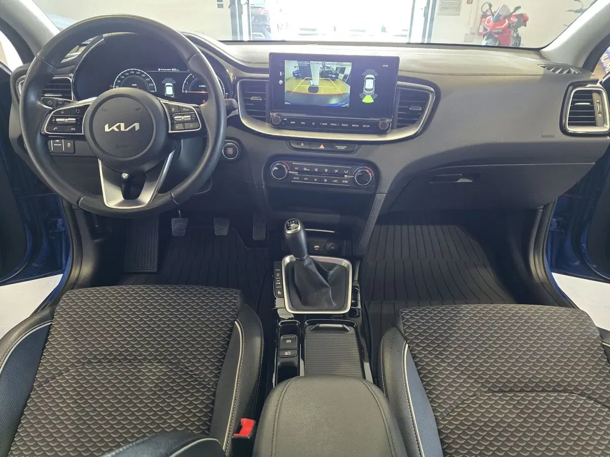 Kia XCeed usata a Rimini (7)