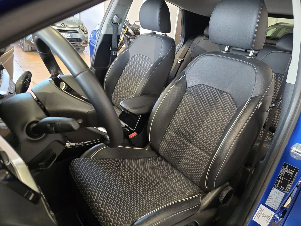 Kia XCeed usata a Rimini (9)