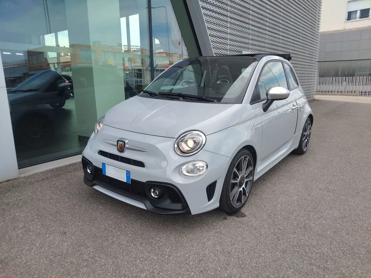 Abarth 595 Cabrio usata a Modena