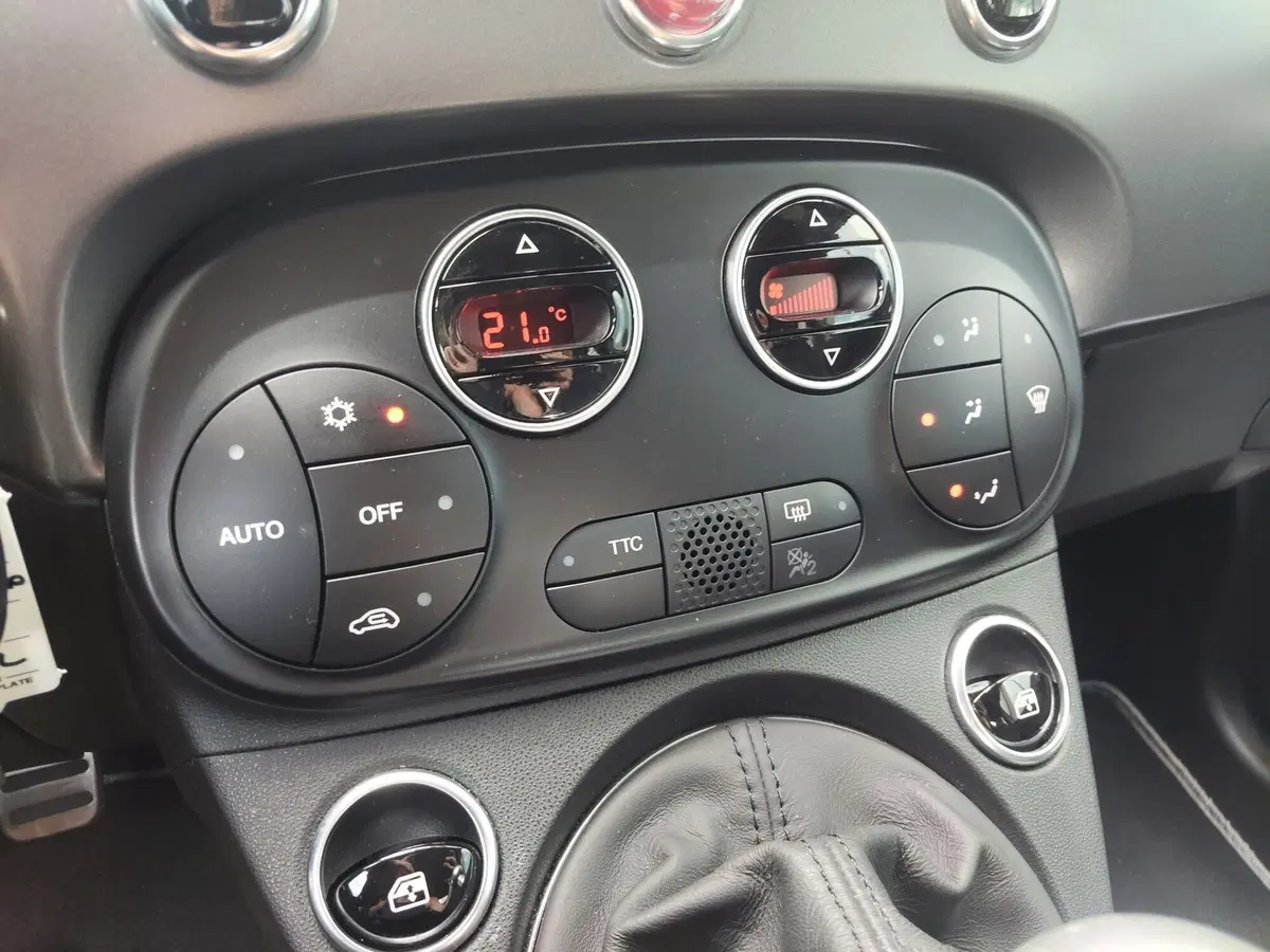 Abarth 595 Cabrio usata a Modena (11)