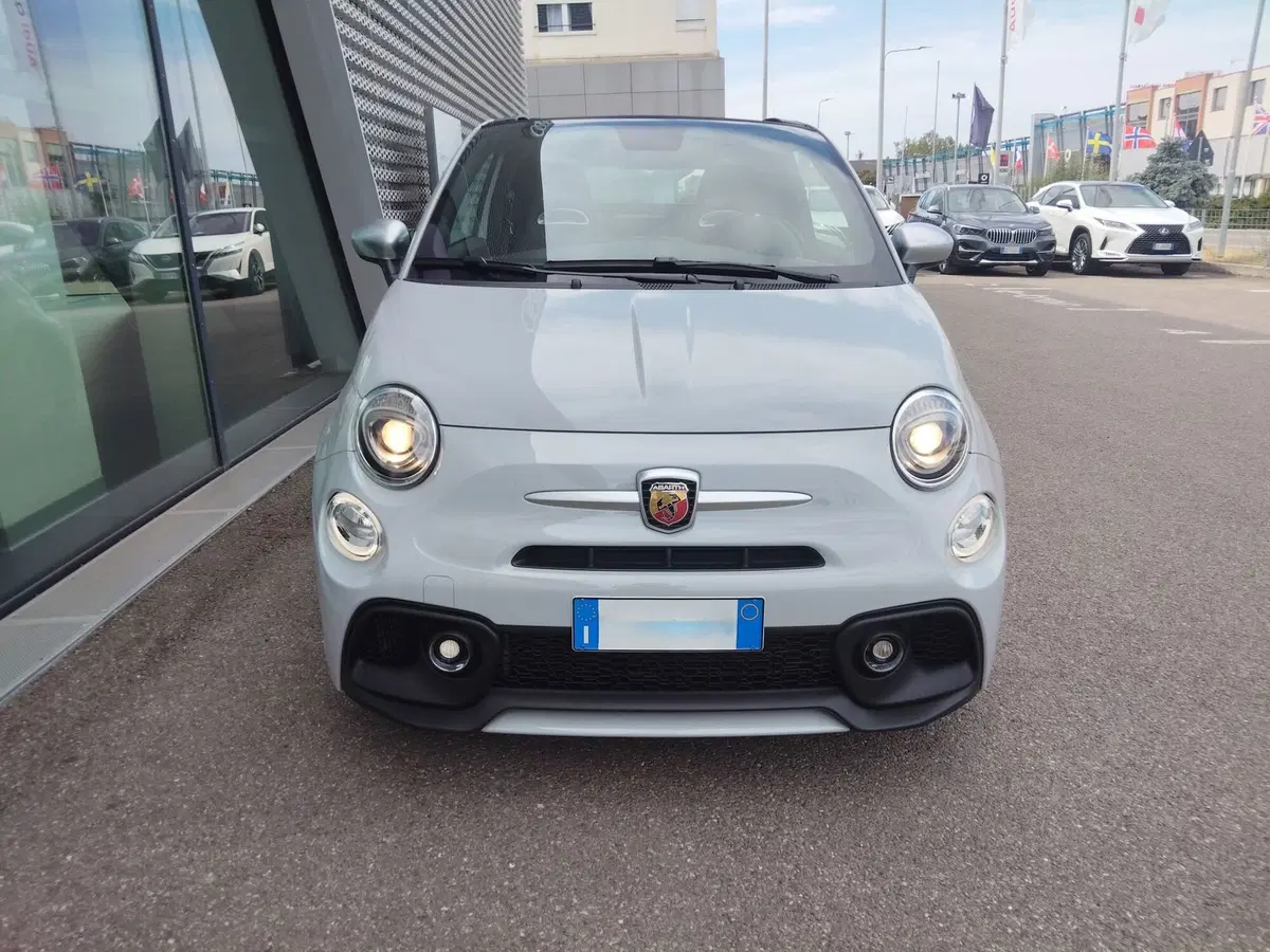 Abarth 595 Cabrio usata a Modena (2)
