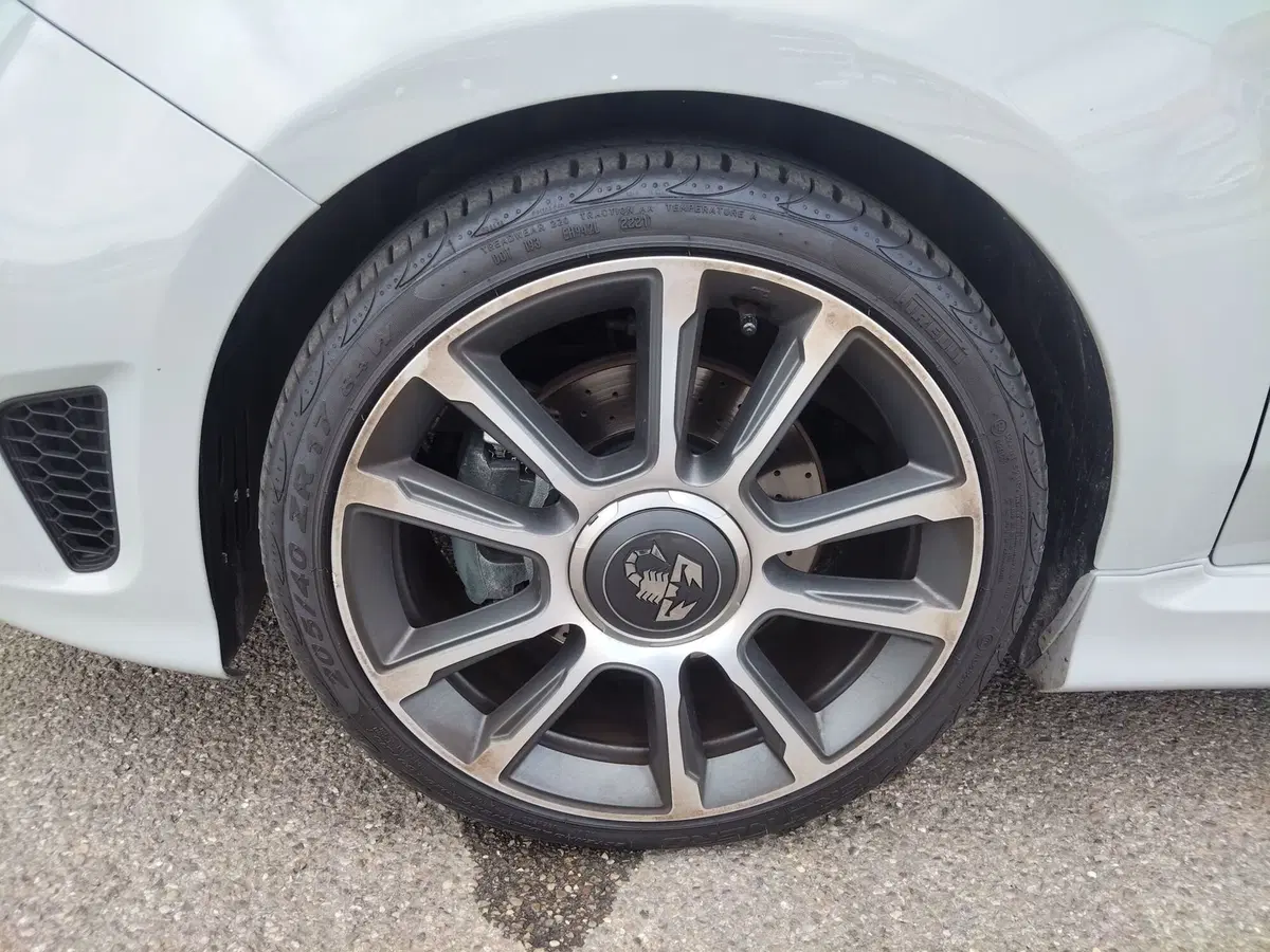 Abarth 595 Cabrio usata a Modena (6)