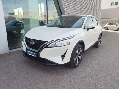 Nissan Qashqai 1.3 mhev N-Connecta 2wd 140cv del 2023 usata a Modena