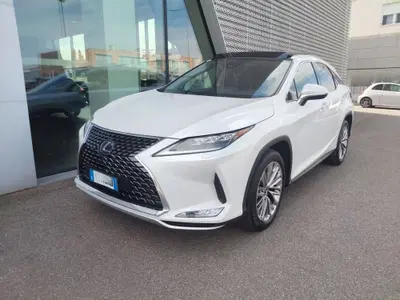 Lexus RX Hybrid Luxury del 2022 usata a Modena