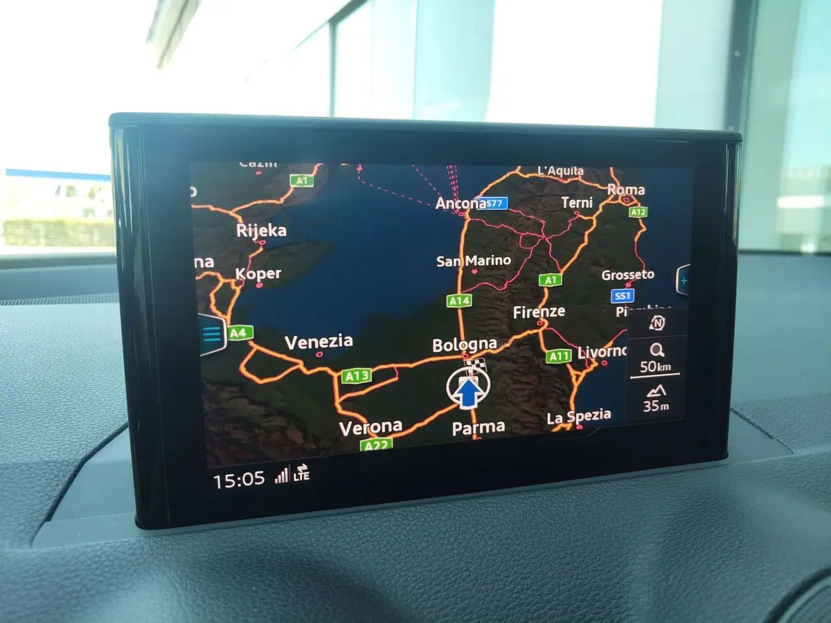 Audi Q2 usata a Modena (10)